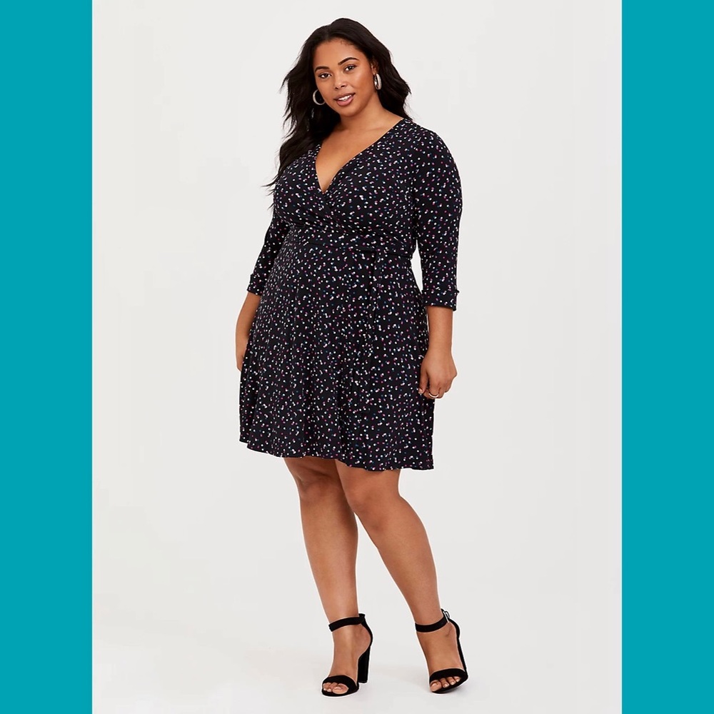 Torrid Black Studio Knit Wrap Dress With Pink Blue White Confetti Polka Dots 4X